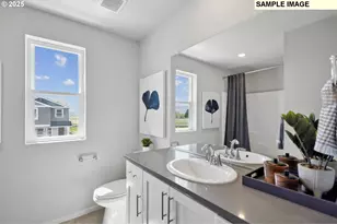 728 Merriott Ln, Woodburn, OR 97071 - Photo 7