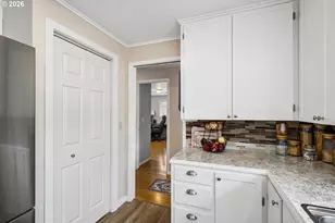 420 Riverview Blvd, Springfield, OR 97477 - Photo 11