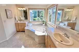 1364 Victorian Way, Eugene, OR 97401 - Photo 19