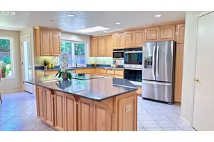 1364 Victorian Way, Eugene, OR 97401 - Photo 11