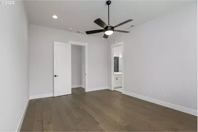 15229 SE Towers Ter, Milwaukie, OR 97267 - Photo 15