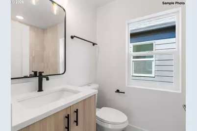 4372 NE Going St, Portland, OR 97218 - Photo 7