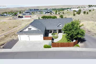 1745 SW 24th St, Pendleton, OR 97801 - Photo 1