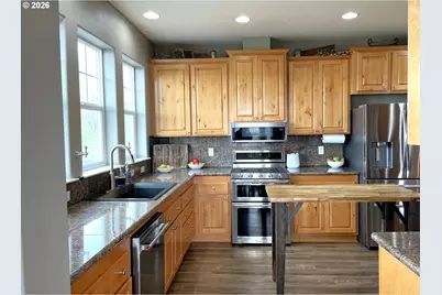 1745 SW 24th St, Pendleton, OR 97801 - Photo 11