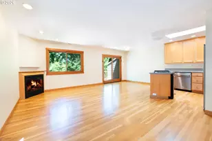 3831 SW Canby St, Portland, OR 97219 - Photo 11