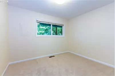 3831 SW Canby St, Portland, OR 97219 - Photo 21