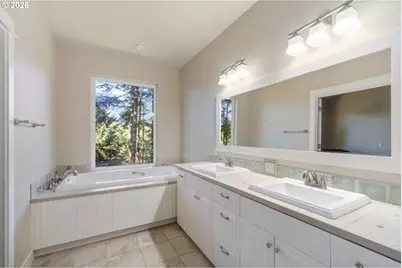 705 NW Highland Cir, Waldport, OR 97394 - Photo 25
