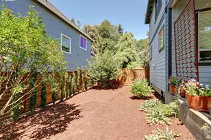 9190 SW W Haven Dr, Portland, OR 97225 - Photo 41