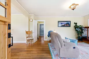 3242 NE 43rd Ave, Portland, OR 97213 - Photo 7