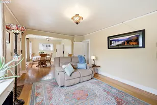 3242 NE 43rd Ave, Portland, OR 97213 - Photo 9