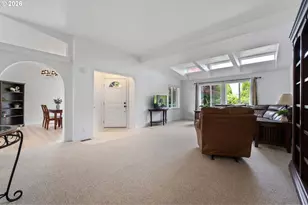 3220 Crescent Ave, Eugene, OR 97408 - Photo 9
