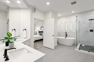 8601 NW Hazeltine St, Portland, OR 97229 - Photo 17