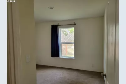 303 13th St SW, Bandon, OR 97411 - Photo 17