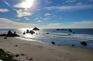 303 13th St SW, Bandon, OR 97411 - Photo 29