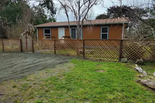 303 13th St SW, Bandon, OR 97411 - Photo 1