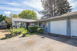 1540 SE Bush C and D St, Hillsboro, OR 97123 - Photo 3