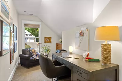 6228 SW Sweetbriar Ct, Portland, OR 97221 - Photo 19
