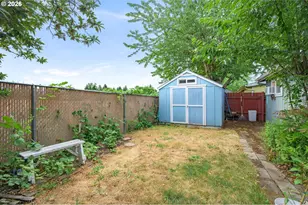 2333 N Terry St, Eugene, OR 97402 - Photo 39