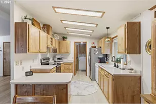 1199 N Terry St, Eugene, OR 97402 - Photo 11