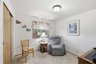 1199 N Terry St, Eugene, OR 97402 - Photo 17