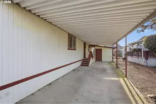 1199 N Terry St, Eugene, OR 97402 - Photo 31