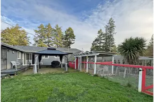 627 Richard St, Brookings, OR 97415 - Photo 41