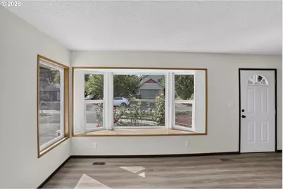 52090 SE 4th St, Scappoose, OR 97056 - Photo 9