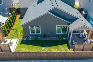 8842 N 3rd Cir, Ridgefield, WA 98642 - Photo 35