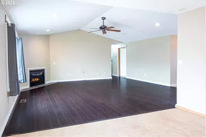 572 Royal Tern Ave, Halsey, OR 97348 - Photo 9
