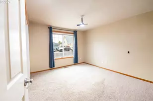 572 Royal Tern Ave, Halsey, OR 97348 - Photo 17