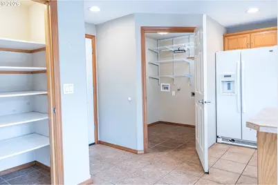 572 Royal Tern Ave, Halsey, OR 97348 - Photo 15