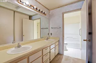 5059 Foothills Dr, Lake Oswego, OR 97034 - Photo 23