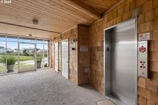 1108 S Holladay Dr, Seaside, OR 97138 - Photo 35