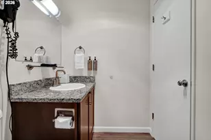 88416 1st Ave, Florence, OR 97439 - Photo 9