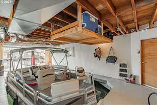 1849 N Jantzen Ave, Portland, OR 97217 - Photo 9