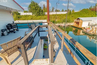 1849 N Jantzen Ave, Portland, OR 97217 - Photo 37