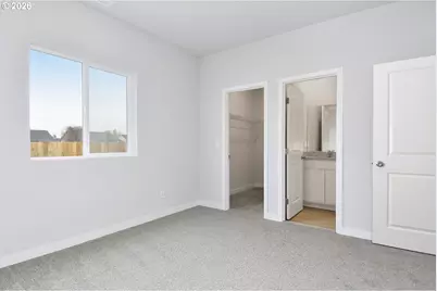 1136 Parkside Ave, Woodburn, OR 97071 - Photo 9