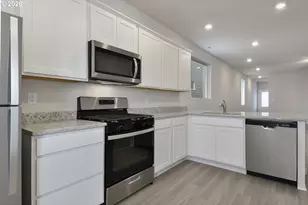 1136 Parkside Ave, Woodburn, OR 97071 - Photo 7