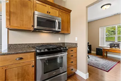 755 Valley Vista St, Sutherlin, OR 97479 - Photo 5