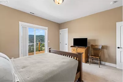 755 Valley Vista St, Sutherlin, OR 97479 - Photo 21