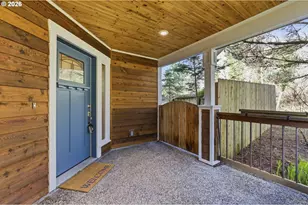 696 N Hemlock St, Cannon Beach, OR 97110 - Photo 3