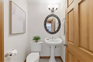 696 N Hemlock St, Cannon Beach, OR 97110 - Photo 21