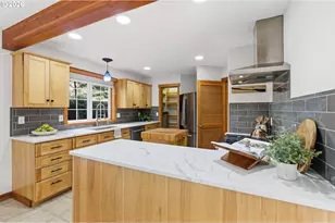 696 N Hemlock St, Cannon Beach, OR 97110 - Photo 9