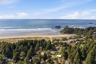 696 N Hemlock St, Cannon Beach, OR 97110 - Photo 7