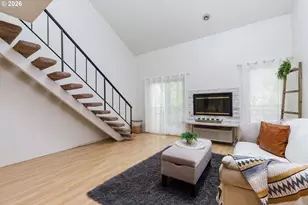 4628 SW Comus Pl, Portland, OR 97219 - Photo 3