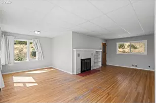 875 W 1st St, Arlington, OR 97812 - Photo 9