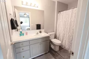 15635 NE 15th Pl, Vancouver, WA 98686 - Photo 25