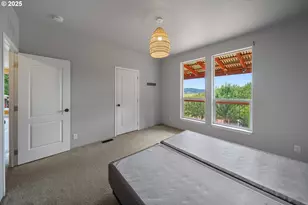 90807 N Bank Ln, Coquille, OR 97423 - Photo 41