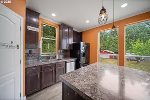 90807 N Bank Ln, Coquille, OR 97423 - Photo 35