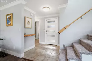 460 N Hayden Bay Dr, Portland, OR 97217 - Photo 7